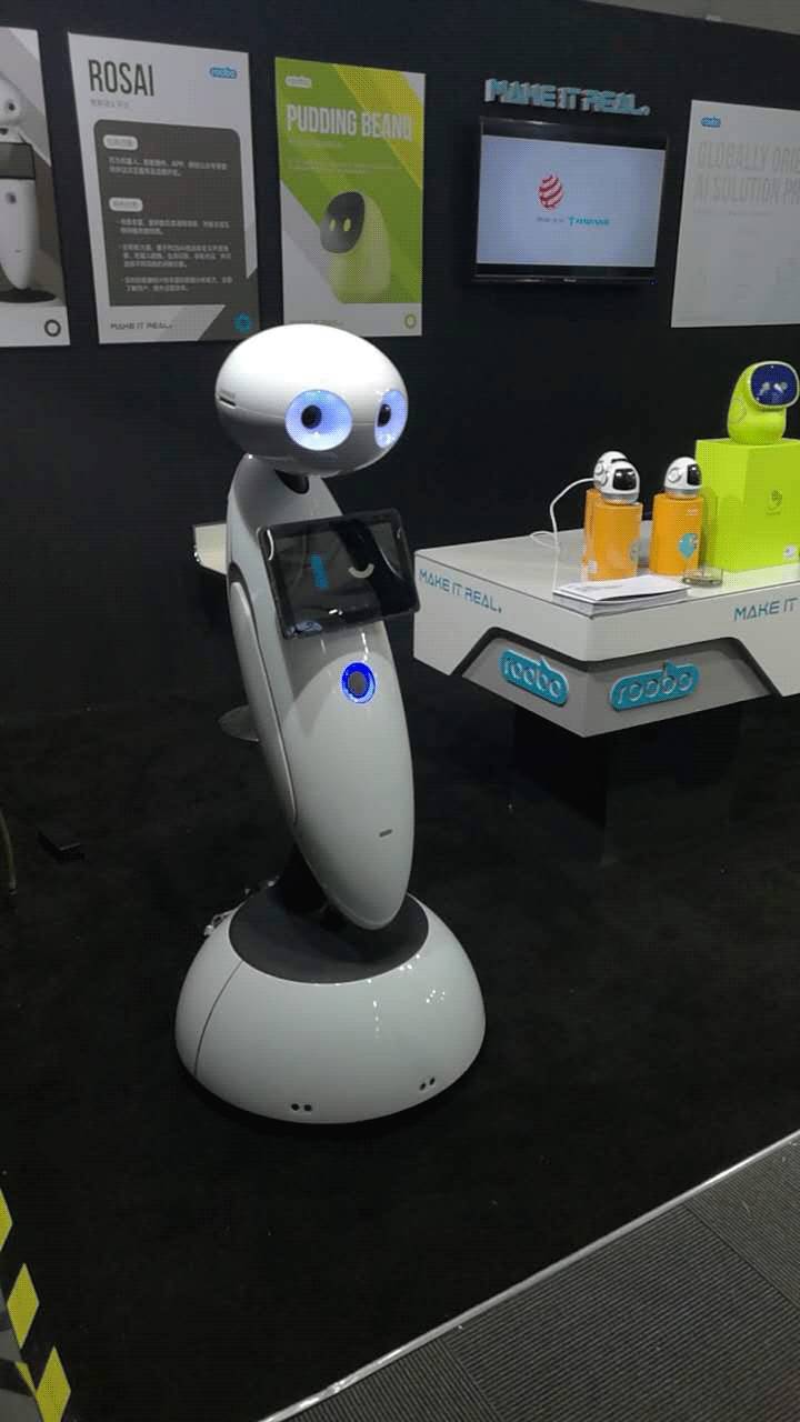 河南:人形机器人走进千行百业(图1)